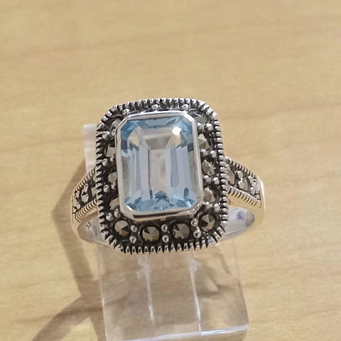 Blue Topaz Rectangle Ring