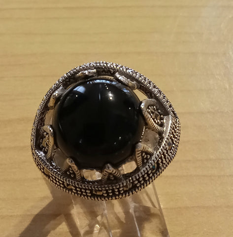 Black Onyx 'Eye' Ring