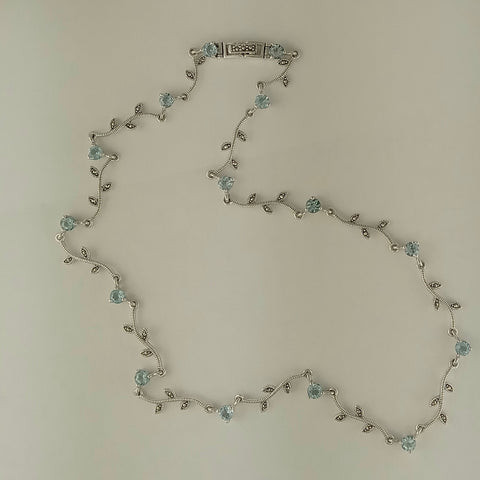 vine flower blue topaz necklac 18 in.