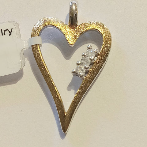 gold plate heart pendant with 3 CZ