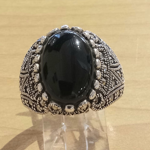 Oval Onyx Tapered Ring