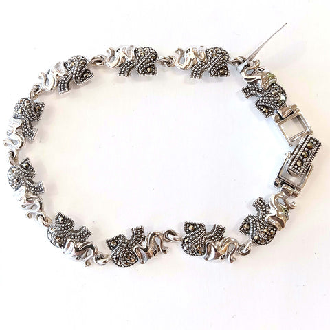 10 Elephants Marc Bracelet 7.5 inch