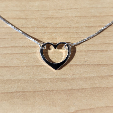 small-puffy-open-heart-inline-necklace